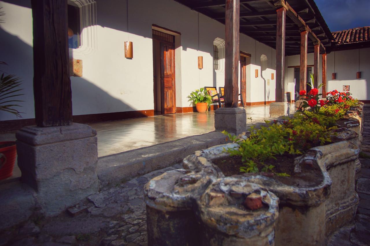 Lemon Tree Hostel Антигуа-Гватемала Экстерьер фото