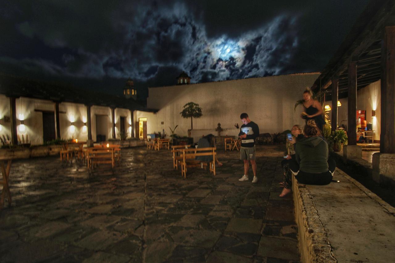 Lemon Tree Hostel Антигуа-Гватемала Экстерьер фото